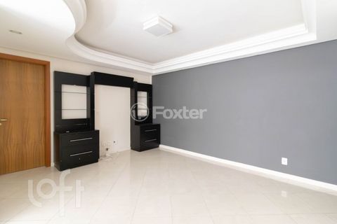 Image 3 - 912996