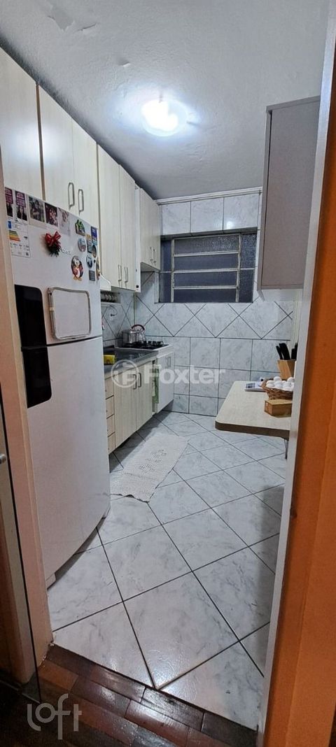 Image 7 - 914941