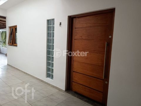 Image 8 - 914943