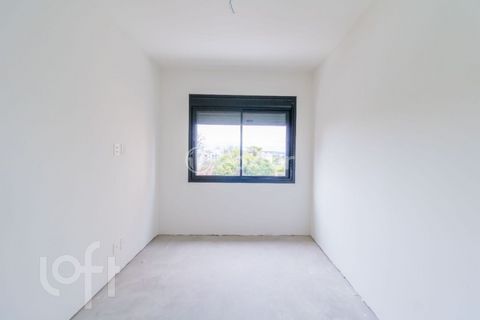 Image 7 - 914947