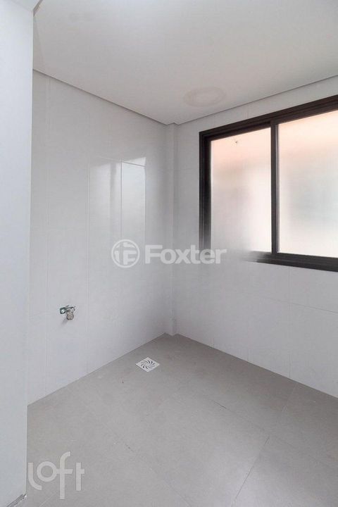 Image 7 - 914994