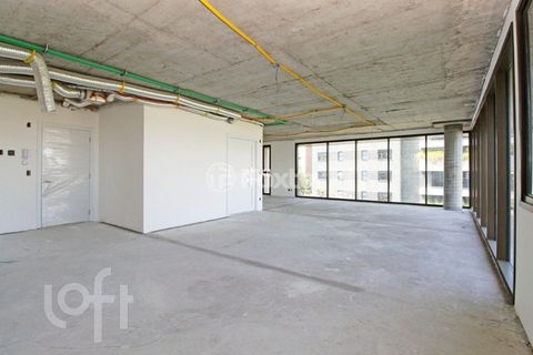 Image 4 - 914997