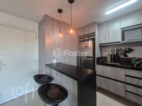 Image 3 - 915003