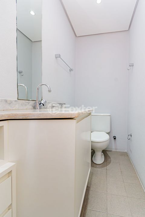 Image 7 - 915007