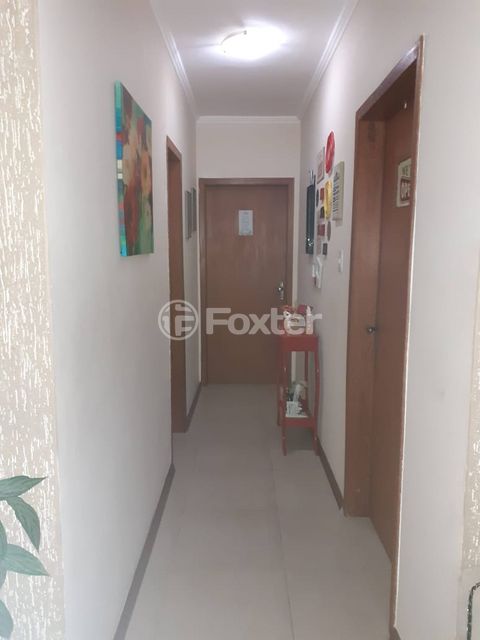 Image 7 - 915042