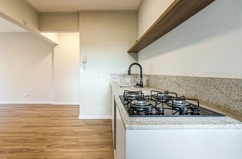 Image 4 - 915043