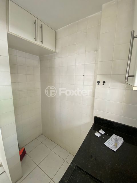 Image 3 - 915044