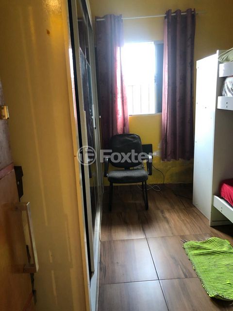 Image 7 - 915048