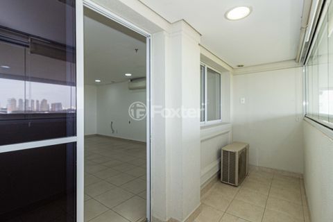 Image 2 - 915179