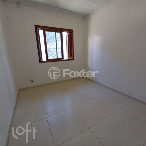 Image 7 - 915183