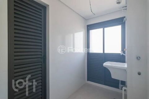 Image 3 - 915197
