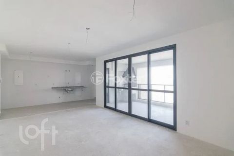 Image 18 - 915197