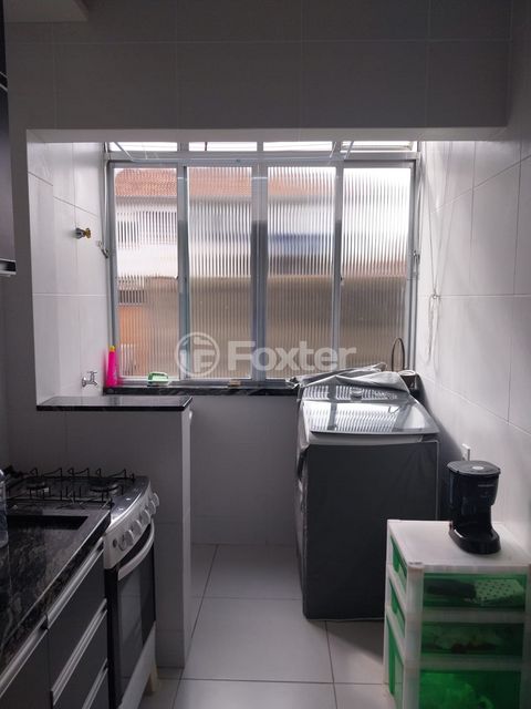 Image 7 - 915221