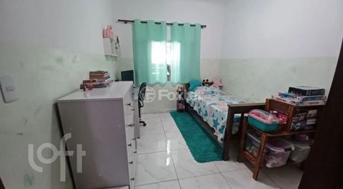 Image 10 - 915279