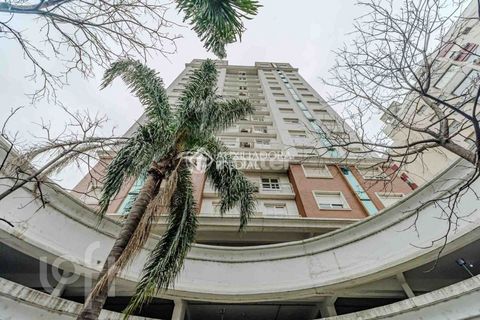 Image 1 - 915288
