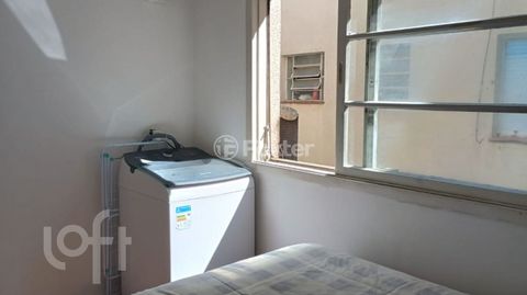 Image 8 - 915293