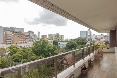 Image 14 - 915302