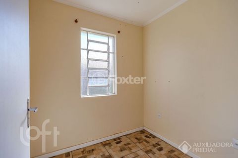 Image 19 - 915309