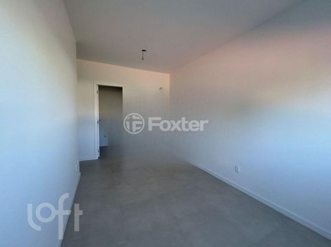 Image 7 - 915312