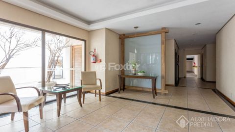 Image 3 - 915328