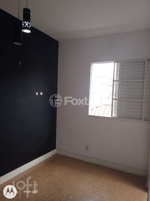 Image 7 - 915330
