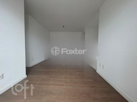 Image 3 - 915352