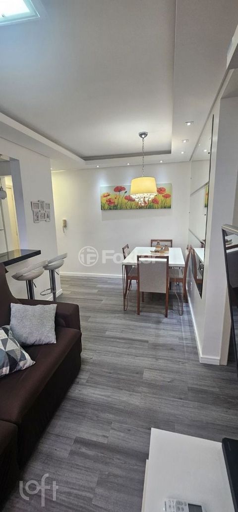 Image 3 - 915374