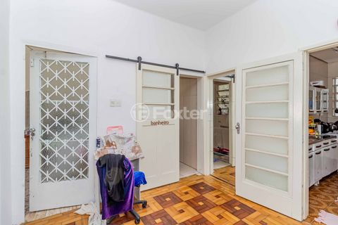 Image 19 - 915391