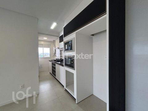 Image 4 - 915403