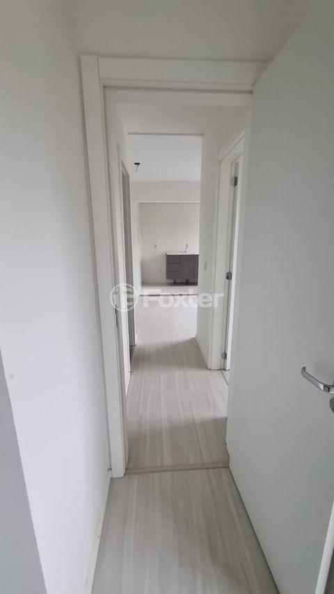 Image 4 - 915404