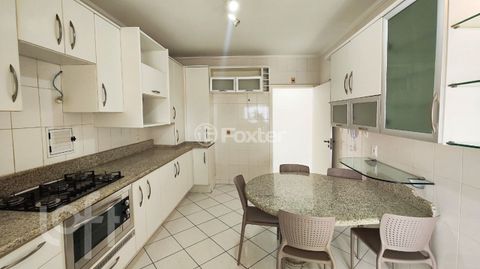Image 7 - 915406