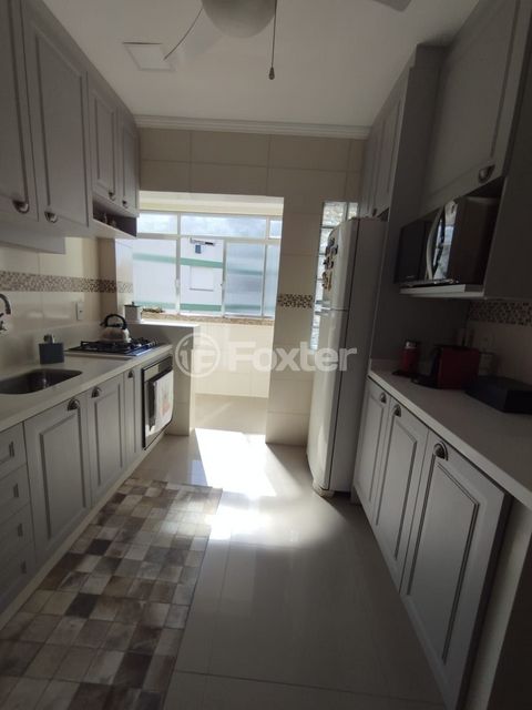 Image 4 - 915414