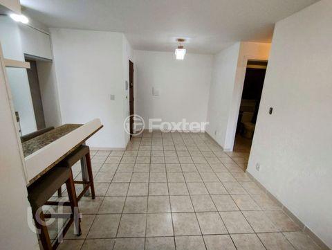 Image 6 - 915417
