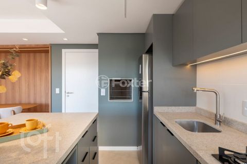 Image 3 - 915420