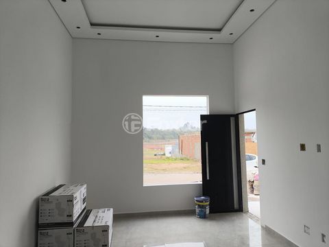 Image 2 - 915447