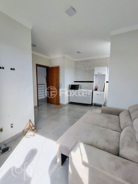 Image 1 - 915508