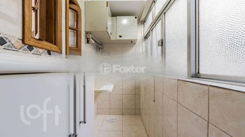 Image 6 - 915517