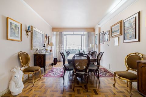 Image 3 - 915539