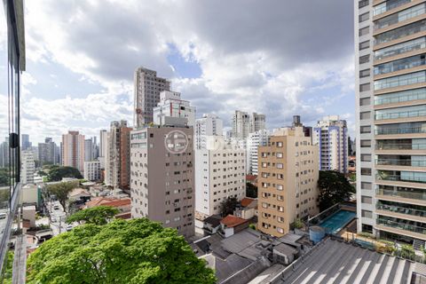 Image 17 - 915542