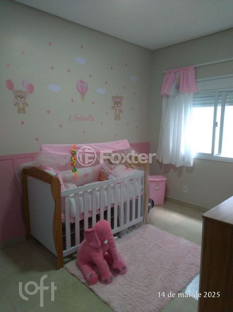 Image 9 - 915545