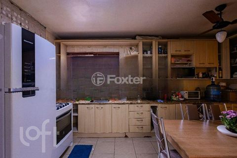 Image 4 - 915547