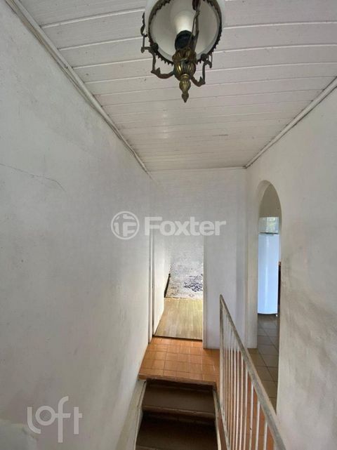 Image 5 - 915549