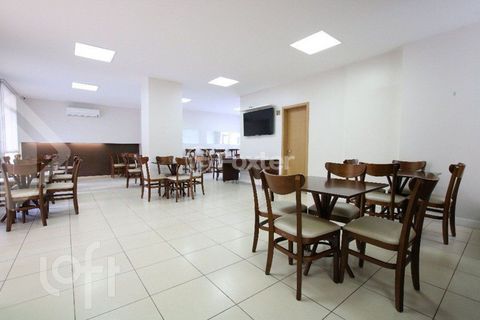 Image 3 - 915566