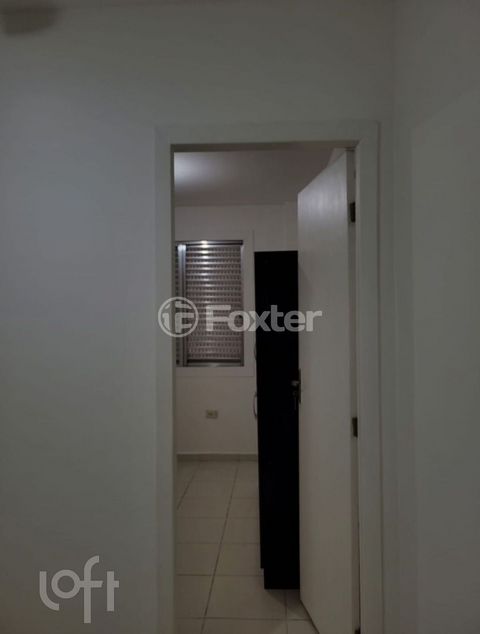 Image 3 - 915600