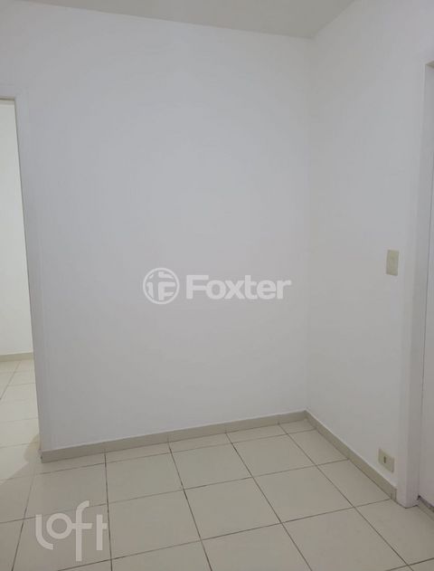 Image 1 - 915600