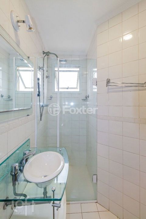 Image 7 - 915603