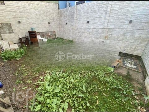 Image 8 - 915619