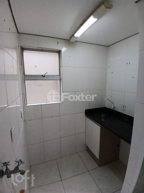 Image 11 - 915634
