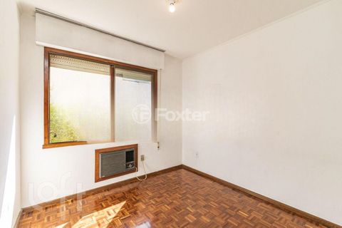 Image 4 - 915635