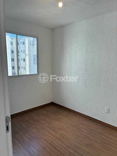 Image 3 - 915645